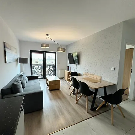 Downtown By The River Apartman